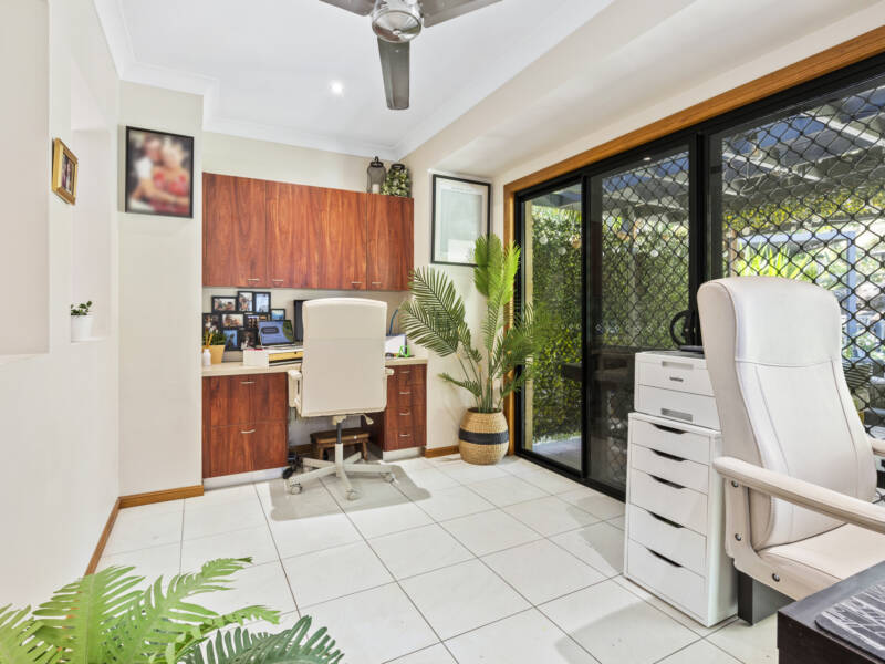 14 Lagovista Tce, Bahrs Scrub, QLD 4207 AUS