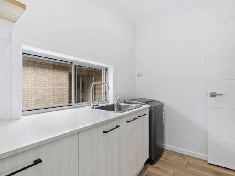 4 Girvan Lane, Belivah, QLD 4207 AUS