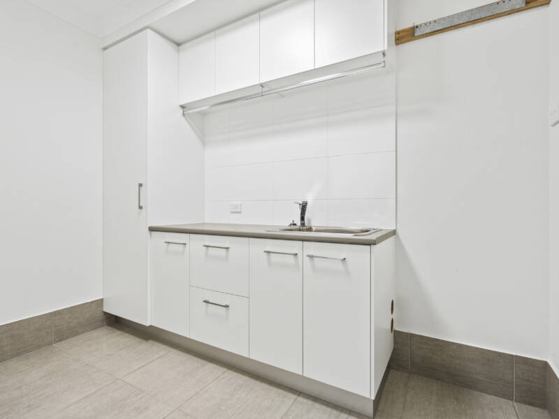 11/1-5 Anna Louise Tce, Windaroo, QLD 4207 AUS