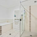 1B Oakvale Avenue, Holmview, QLD 4207 AUS
