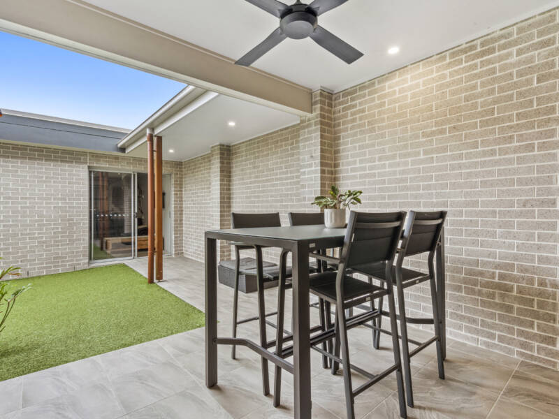 4 Girvan Lane, Belivah, QLD 4207 AUS