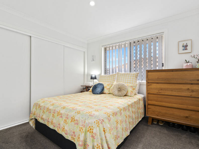 1B Oakvale Avenue, Holmview, QLD 4207 AUS