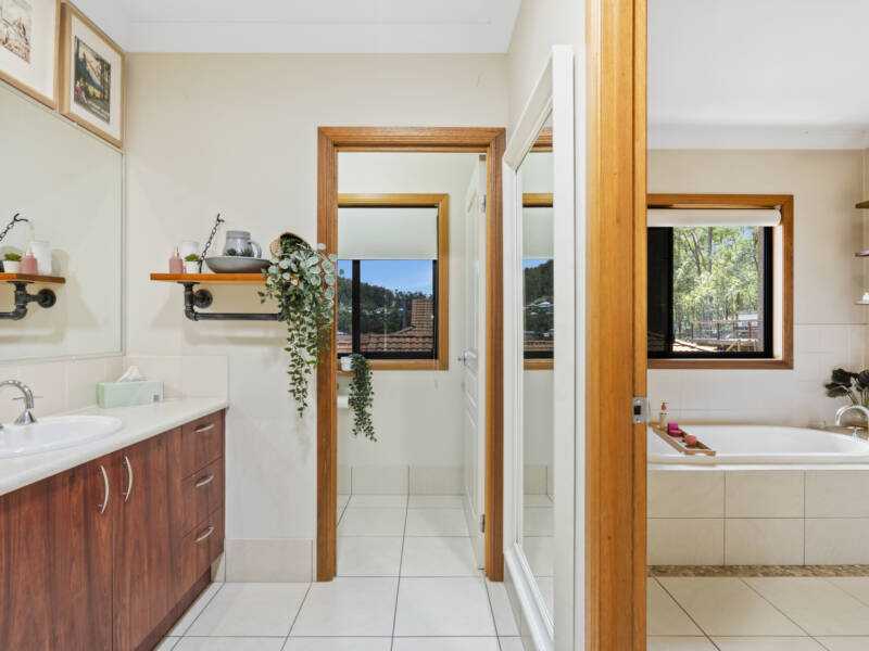 14 Lagovista Tce, Bahrs Scrub, QLD 4207 AUS
