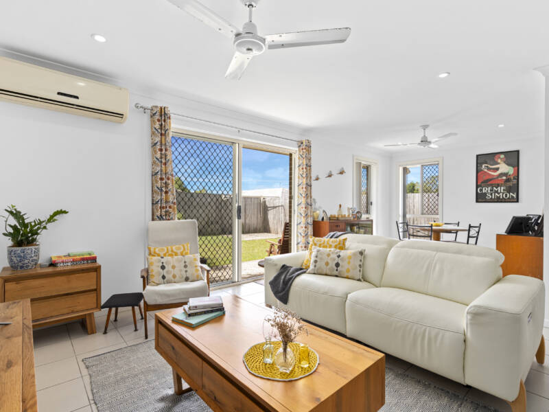 1B Oakvale Avenue, Holmview, QLD 4207 AUS