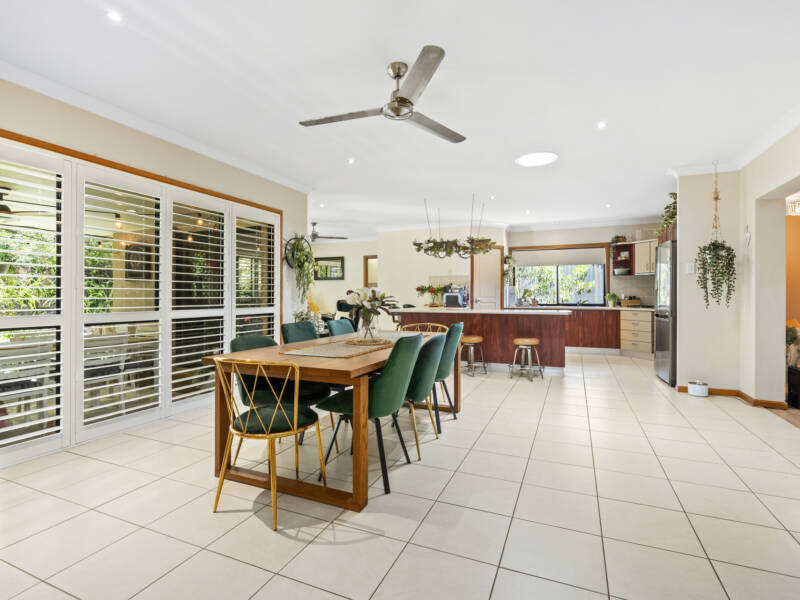 14 Lagovista Tce, Bahrs Scrub, QLD 4207 AUS