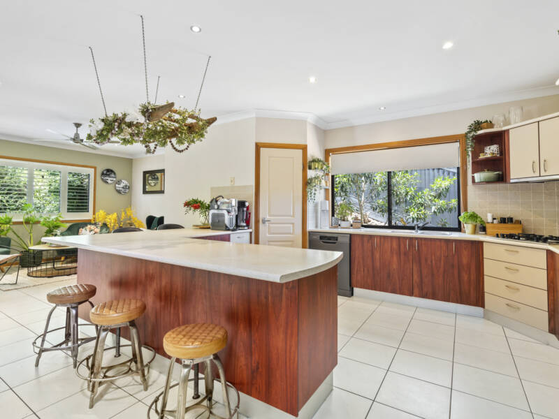 14 Lagovista Tce, Bahrs Scrub, QLD 4207 AUS