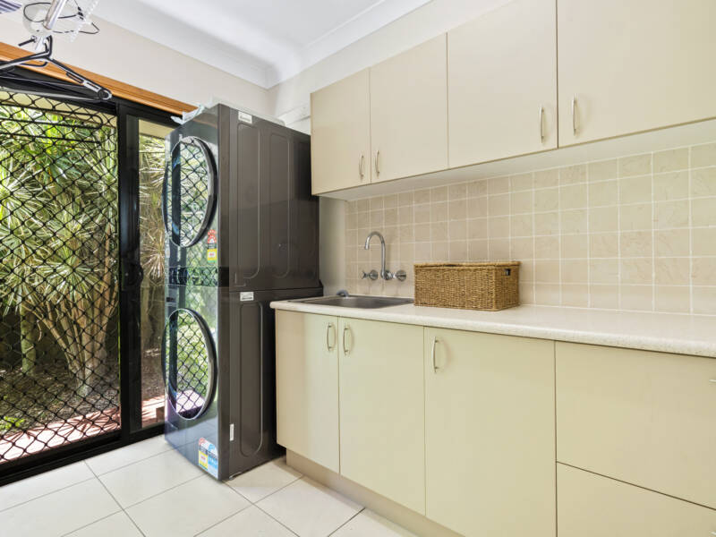 14 Lagovista Tce, Bahrs Scrub, QLD 4207 AUS