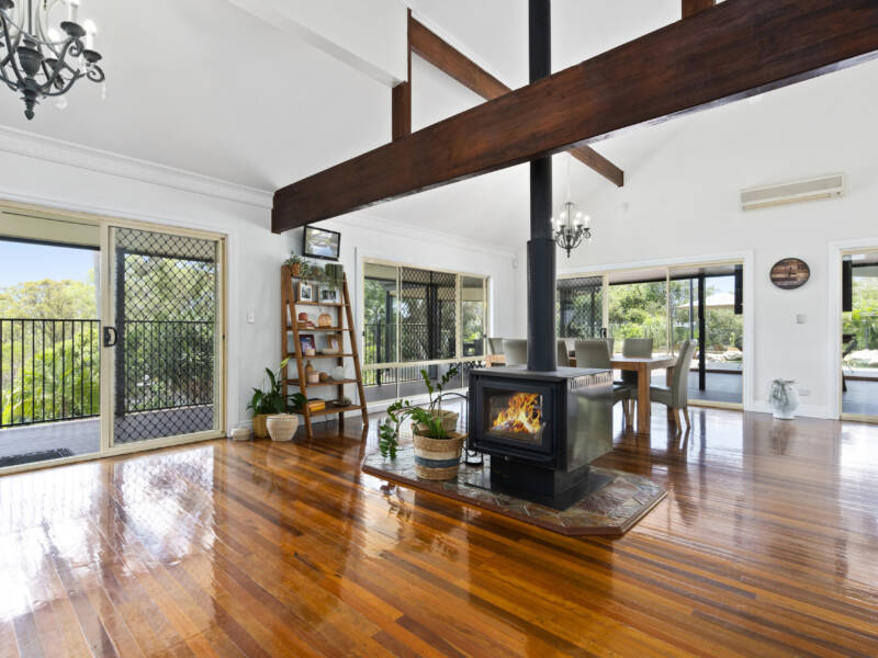 18- 20 Hillview Crescent, Bahrs Scrub, QLD 4207 AUS