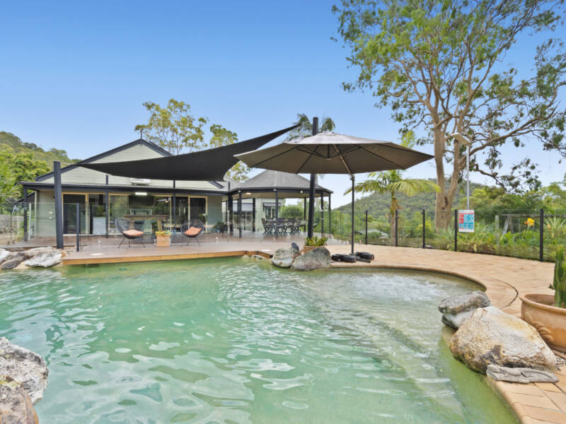 18- 20 Hillview Crescent, Bahrs Scrub, QLD 4207 AUS