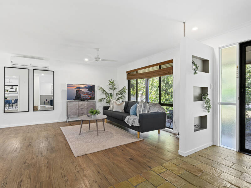 48 Bannockburn Road, Windaroo, QLD 4207 AUS