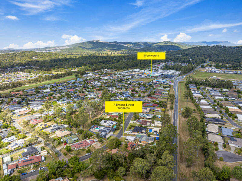 7 Ernest Street, Windaroo, QLD 4207 AUS