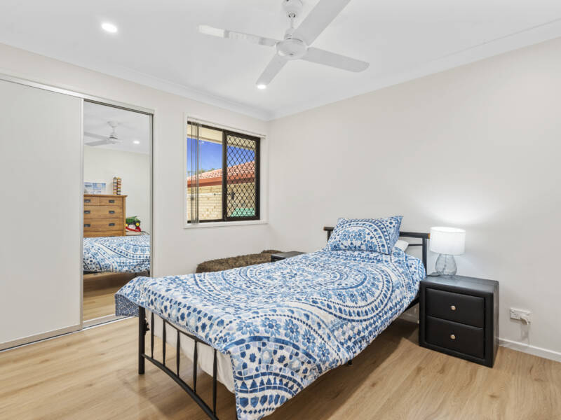 27 Kaiser Drive, Windaroo, QLD 4207 AUS