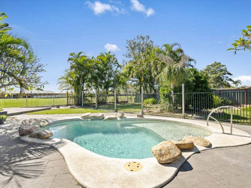 48 Bannockburn Road, Windaroo, QLD 4207 AUS