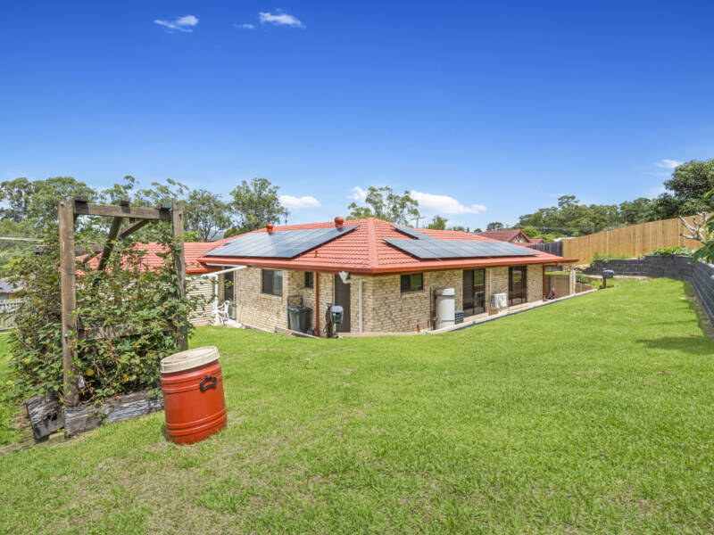 27 Kaiser Drive, Windaroo, QLD 4207 AUS