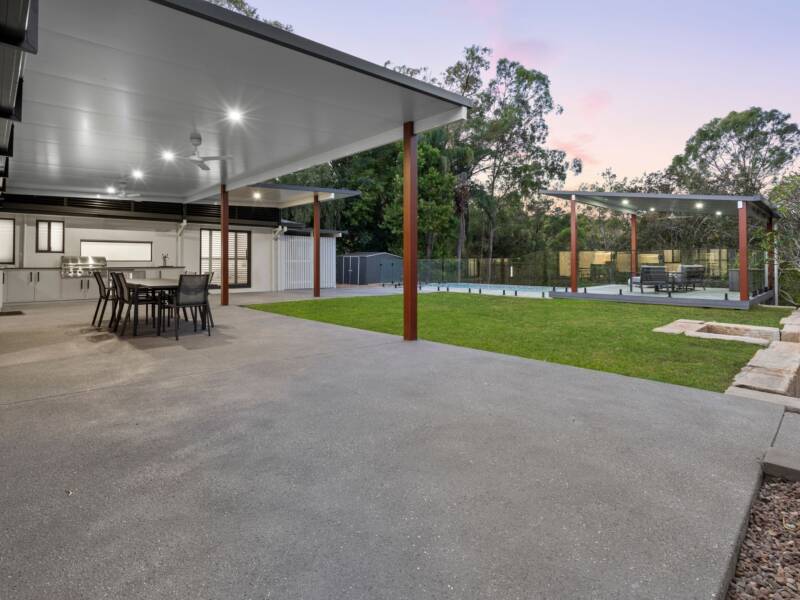 15 Janine Drive, Bahrs Scrub, QLD 4207 AUS