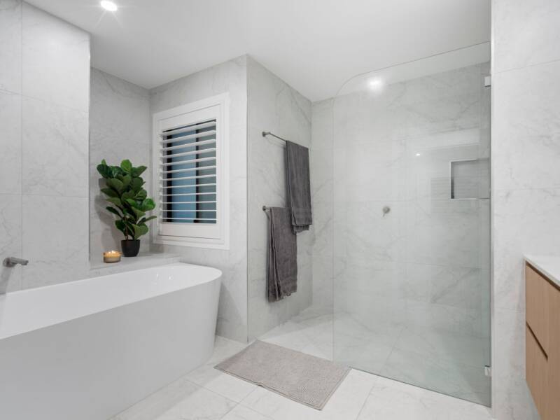 15 Janine Drive, Bahrs Scrub, QLD 4207 AUS