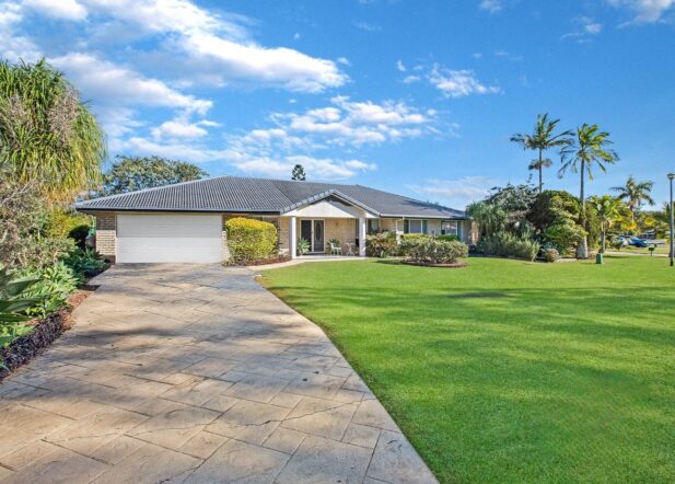 22 Anna Louise Terrace, Windaroo, QLD 4207