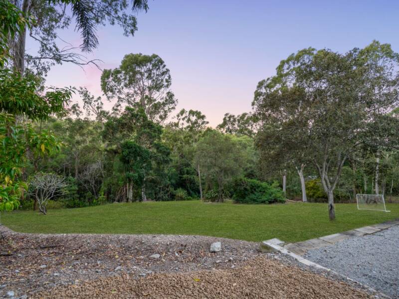 15 Janine Drive, Bahrs Scrub, QLD 4207 AUS