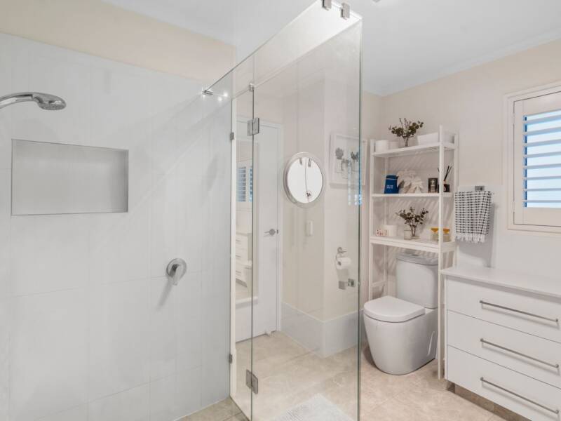 25 Lake Court/43 Goodooga Drive, Bethania, QLD 4205 AUS