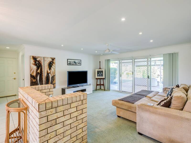 22 Anna Louise Terrace, Windaroo, QLD 4207 AUS