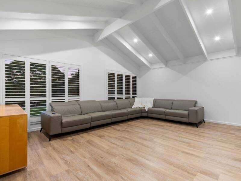 15 Janine Drive, Bahrs Scrub, QLD 4207 AUS