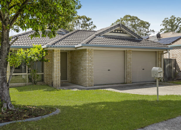 8 Kinross Lane, Bethania, QLD 4205