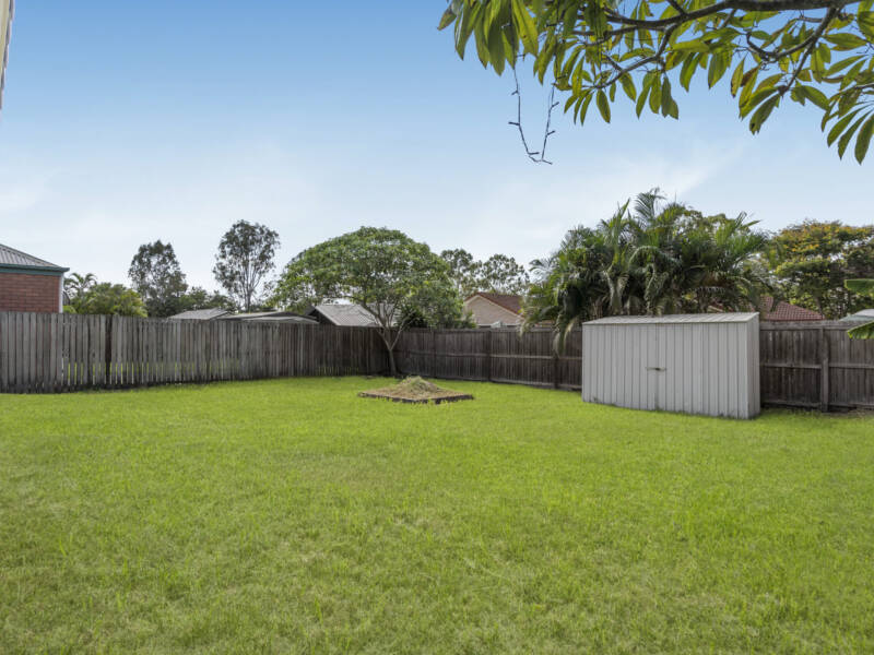 8 Kinross Lane, Bethania, QLD 4205 AUS