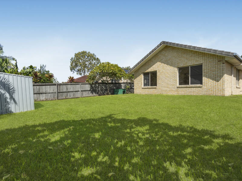 8 Kinross Lane, Bethania, QLD 4205 AUS