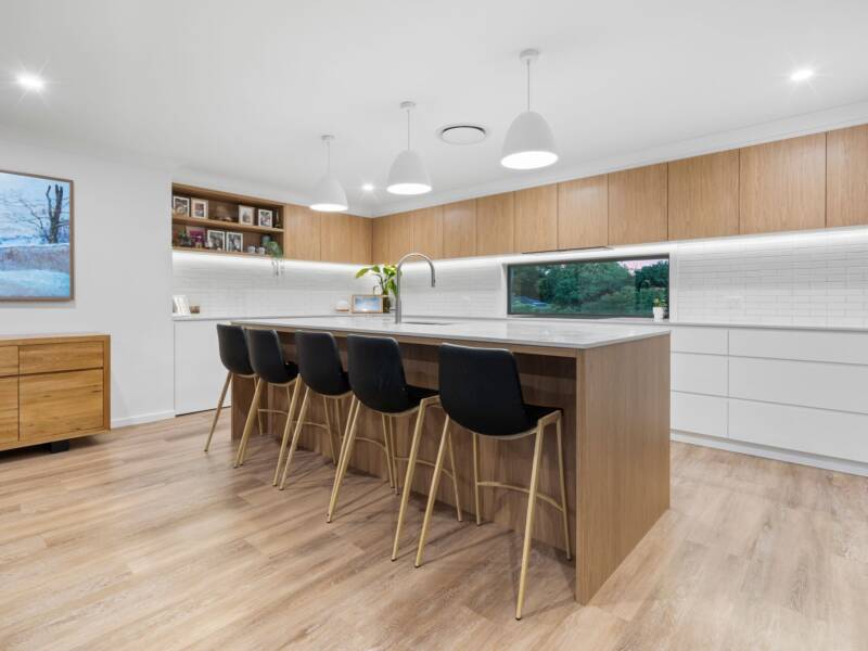 15 Janine Drive, Bahrs Scrub, QLD 4207 AUS