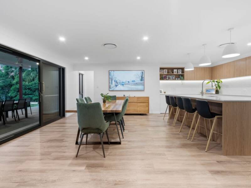 15 Janine Drive, Bahrs Scrub, QLD 4207 AUS
