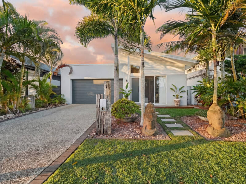 14 Paradise Parade, Jacobs Well, QLD 4208 AUS