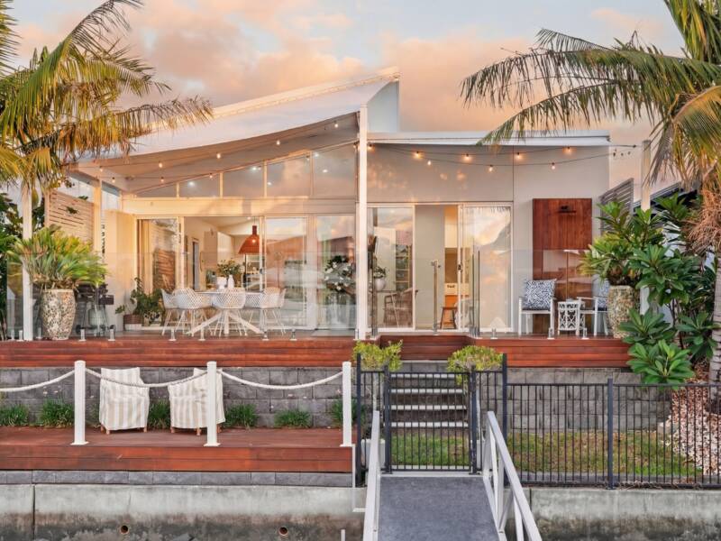 14 Paradise Parade, Jacobs Well, QLD 4208 AUS