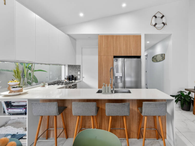 14 Paradise Parade, Jacobs Well, QLD 4208 AUS