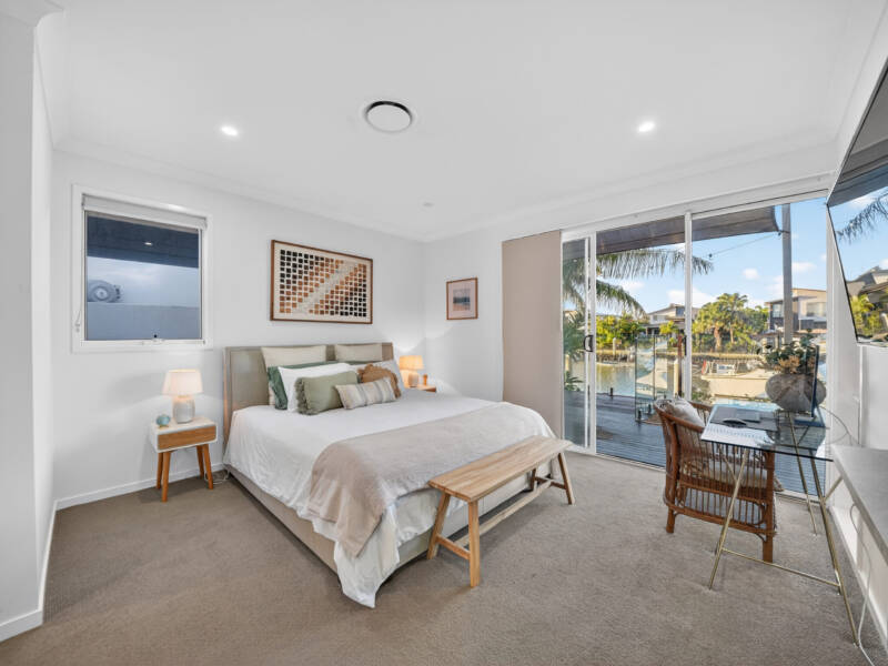 14 Paradise Parade, Jacobs Well, QLD 4208 AUS