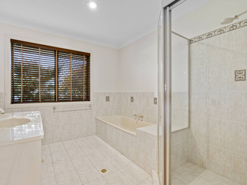 49 Oppermann Drive, Ormeau, QLD 4208 AUS