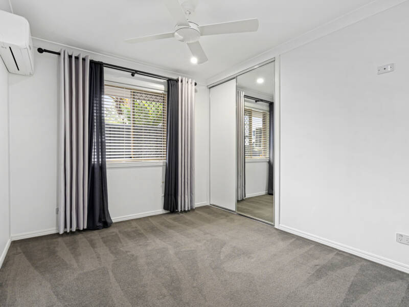 9 Lena Place, Windaroo, QLD 4207 AUS