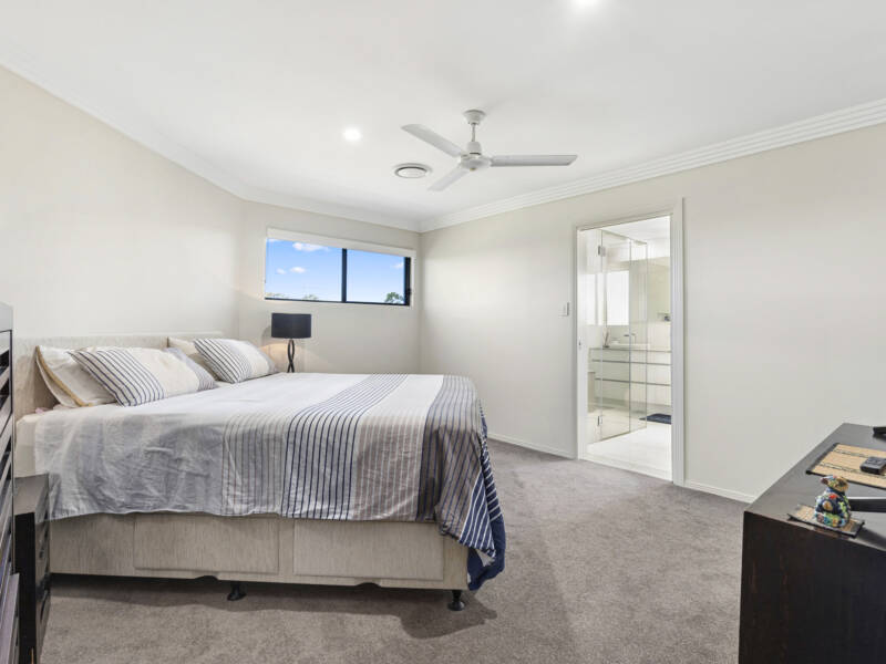 14 Riverside Tce, Windaroo, QLD 4207 AUS