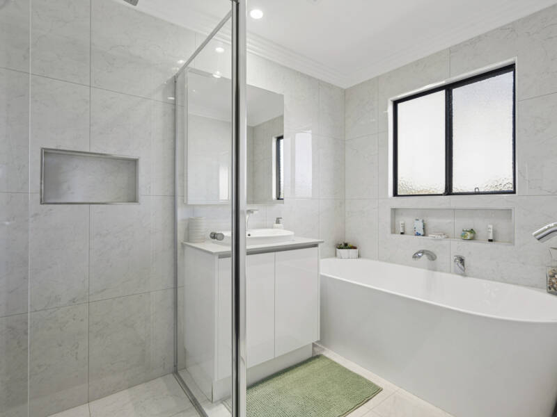 14 Riverside Tce, Windaroo, QLD 4207 AUS