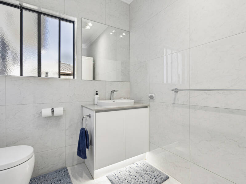 14 Riverside Tce, Windaroo, QLD 4207 AUS