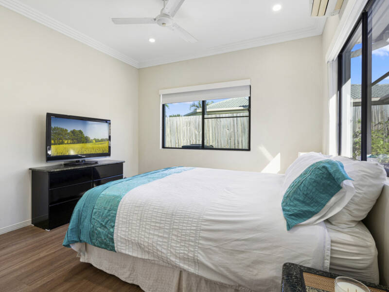 14 Riverside Tce, Windaroo, QLD 4207 AUS