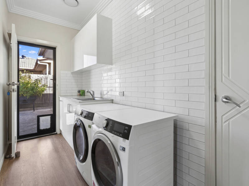 14 Riverside Tce, Windaroo, QLD 4207 AUS