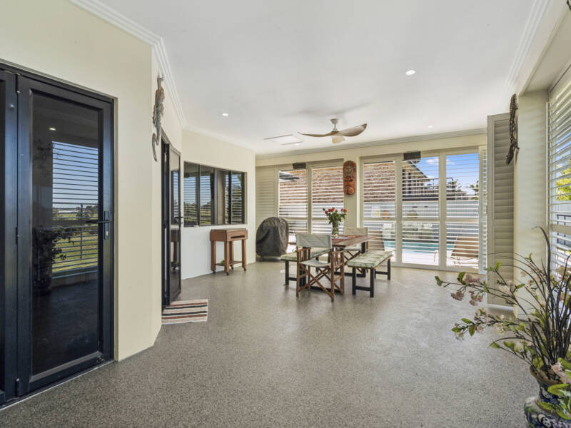 14 Riverside Tce, Windaroo, QLD 4207 AUS