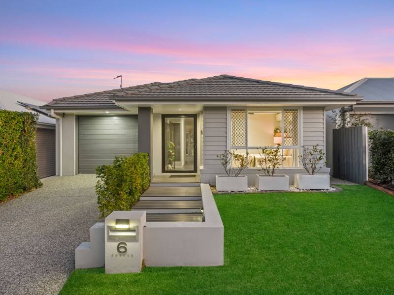 6 Corvus Court, Bahrs Scrub, QLD 4207 AUS
