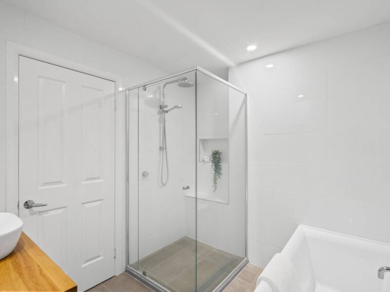 18-20 Louise Street, Waterford West, QLD 4133 AUS