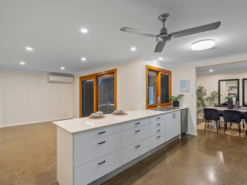 18-20 Louise Street, Waterford West, QLD 4133 AUS
