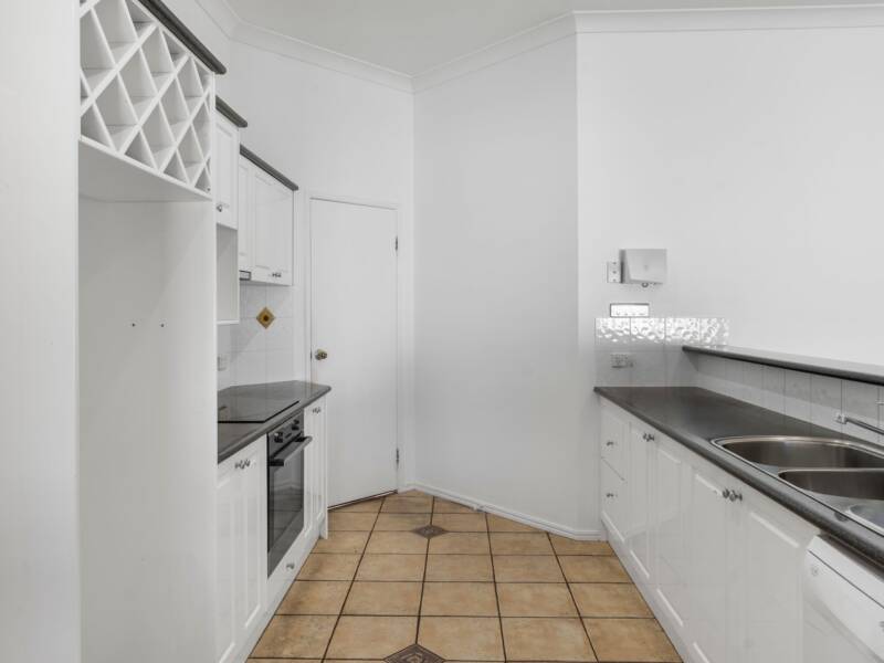 36 Susan Godfrey Drive, Windaroo, QLD 4207 AUS