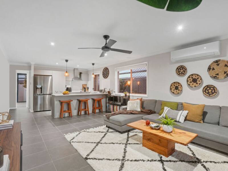 6 Corvus Court, Bahrs Scrub, QLD 4207 AUS