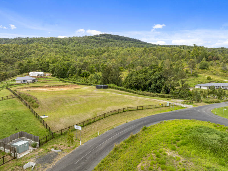 5 Jessie Daniels Drive, Canungra, QLD 4275 AUS