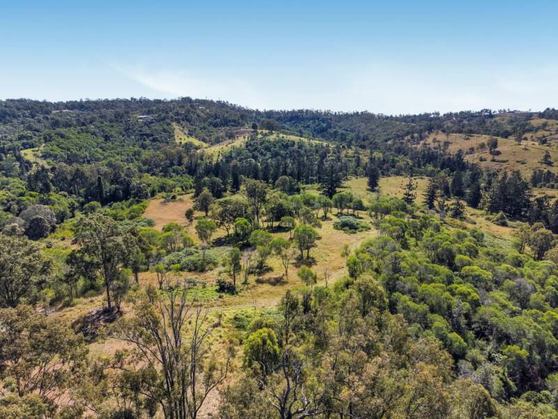 68 Collins Creek Road, Mundoolun, QLD 4285 AUS