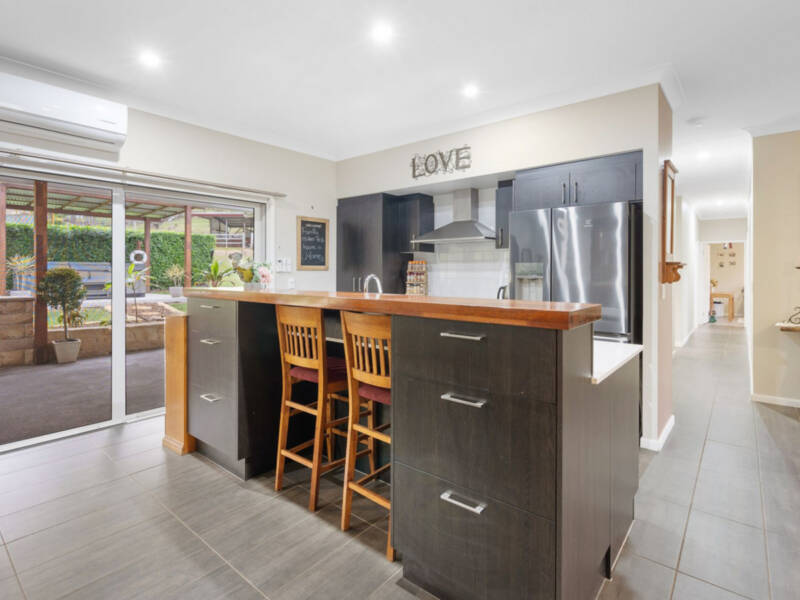1-17 Smales Close, Kooralbyn, QLD 4285 AUS
